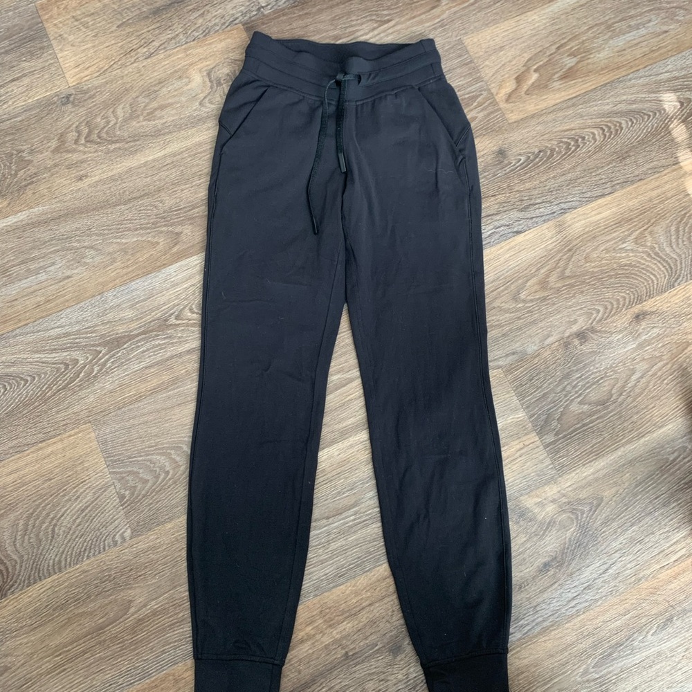 lululemon Ready to Rulu Classic Fit High Rise Full Length Joggers size 2 Black